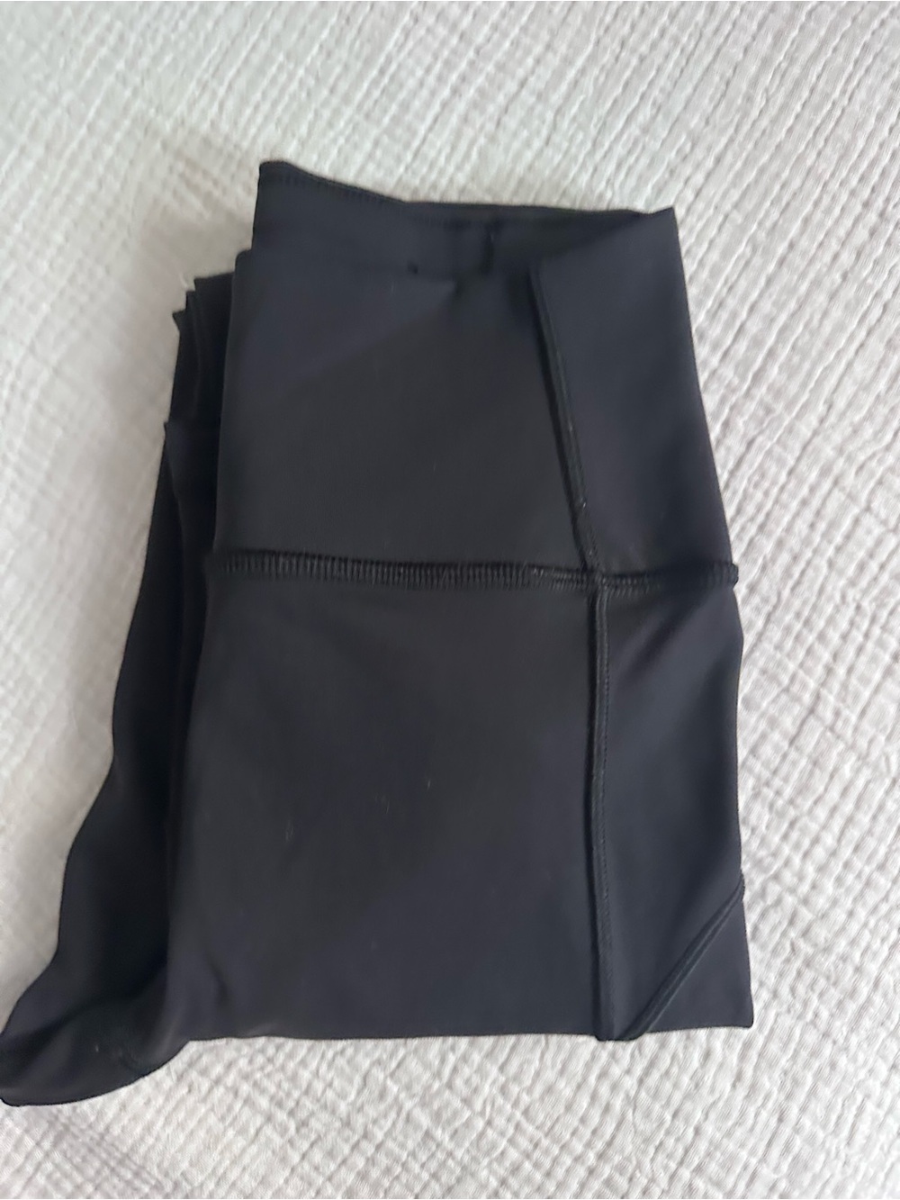 LULULEMON In Movement Tight Black 25 Size 2